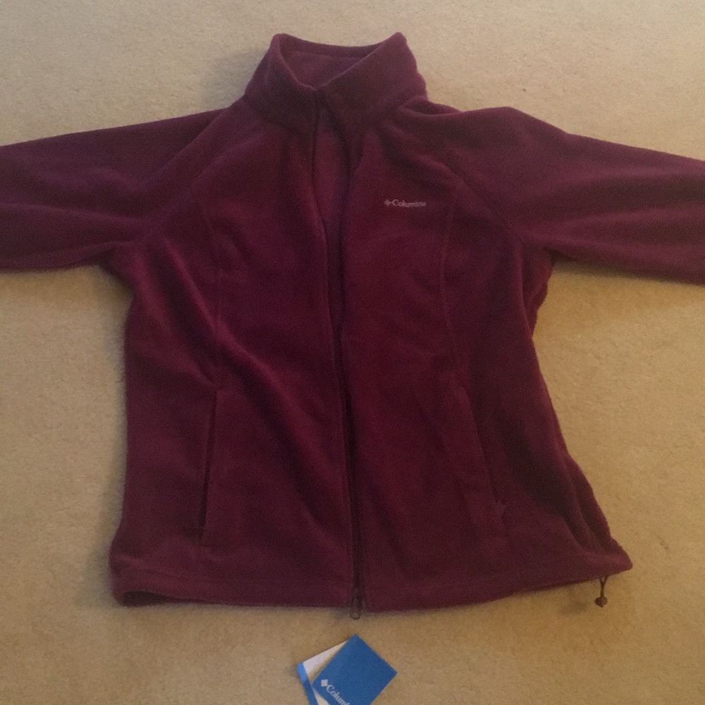 Women’s Columbia fleece jacket